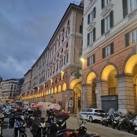 公寓 Dalla Laretta Di Fronte Acquario Di 热那亚